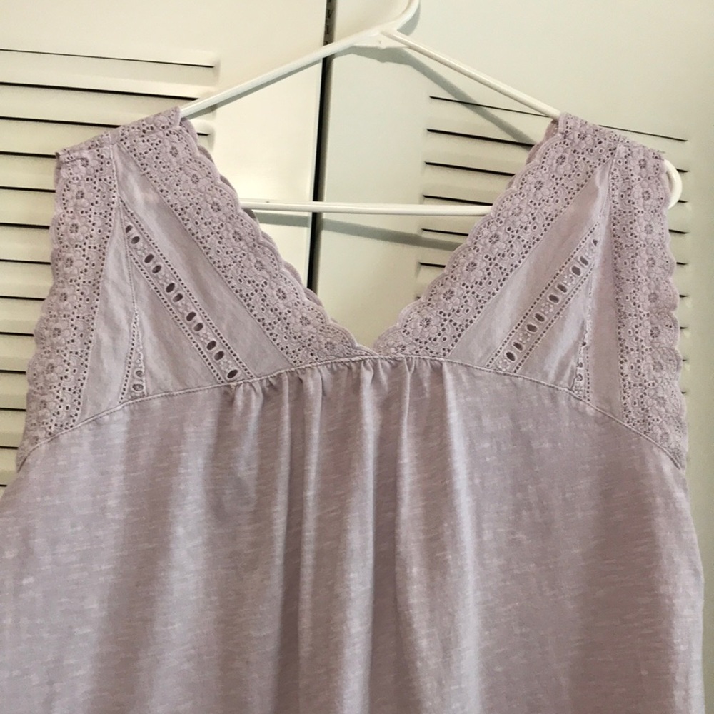 Purple tanktop